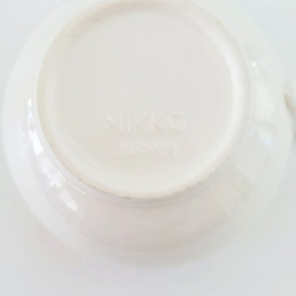 Vintage Nikko Precious Teacups & Saucers, 2 Sets, Red Poppy Flower Green Trim - Picture 11 of 16